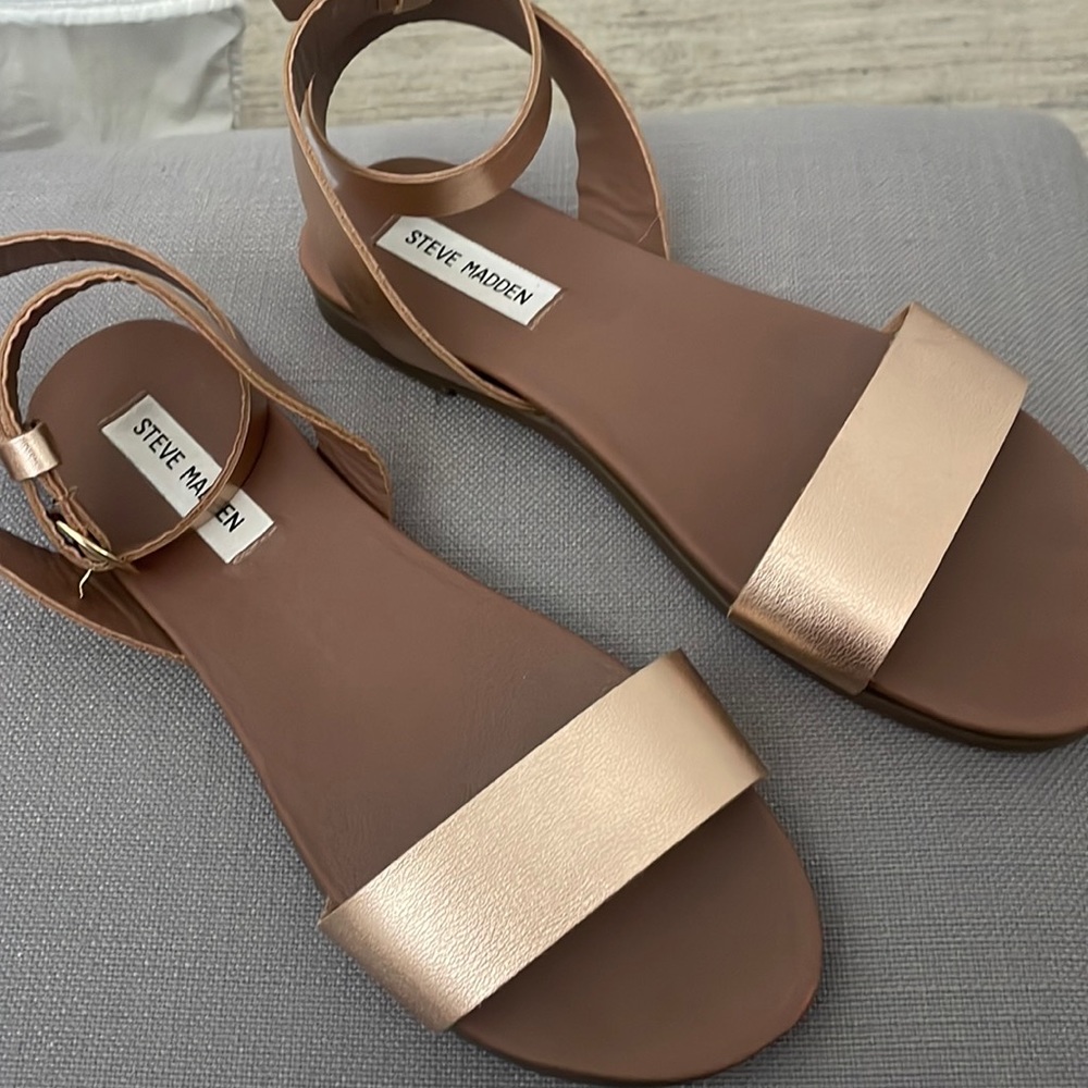Steve Madden sandals